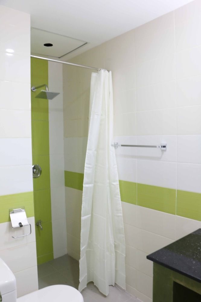 Saninro Hotel - Ragama Екстериор снимка