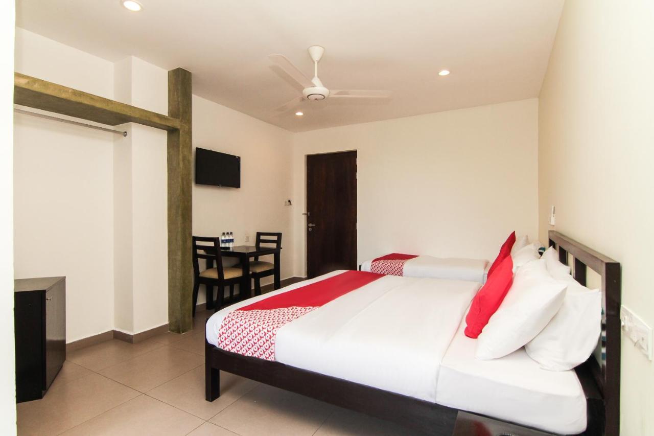 Saninro Hotel - Ragama Екстериор снимка