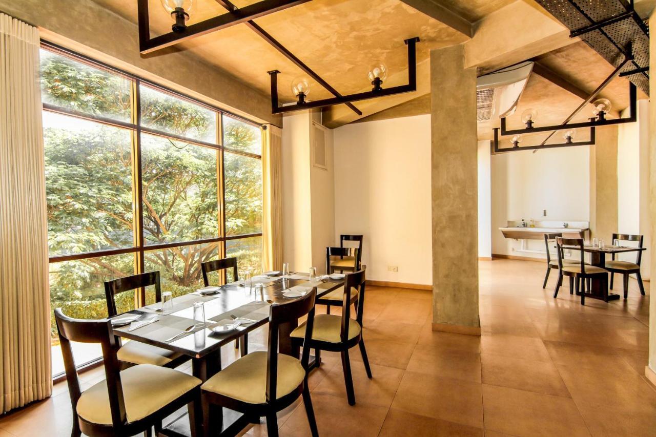 Saninro Hotel - Ragama Екстериор снимка
